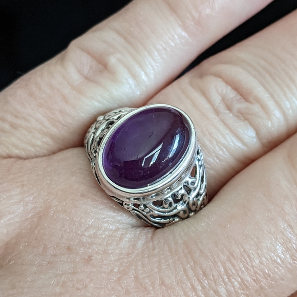 Natural Purple Amethyst, 925 Silver Ring, size 8 - Picture 2 of 10